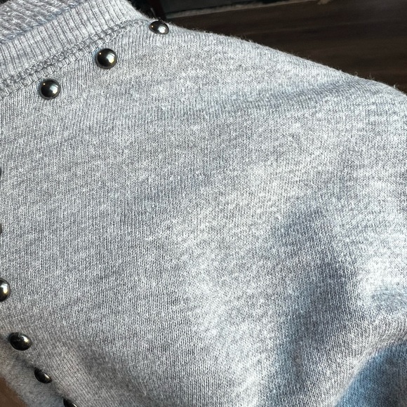 Rails “Wilson” studded Heather gray sweatshirt medium - Picture 15 of 16
